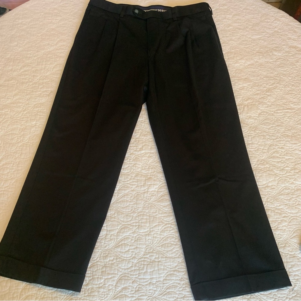 Roundtree &Yorke travel smart cuff trousers pants